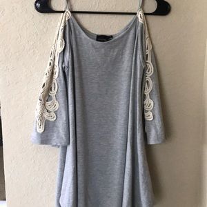 Open shoulder gray top